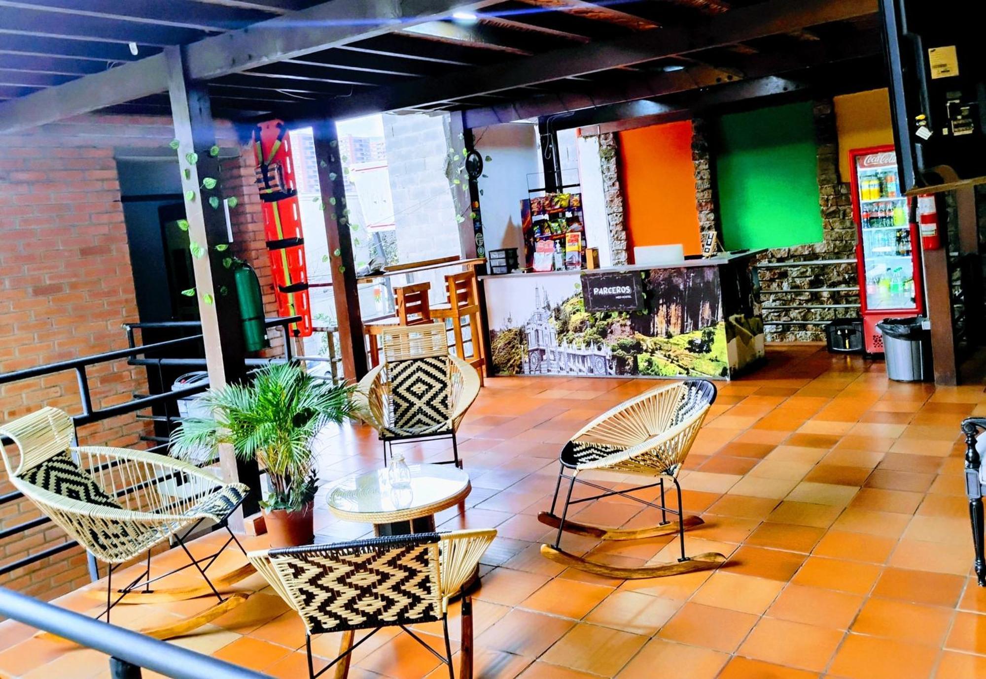 Parceros Med Hostel Medellín Exterior foto